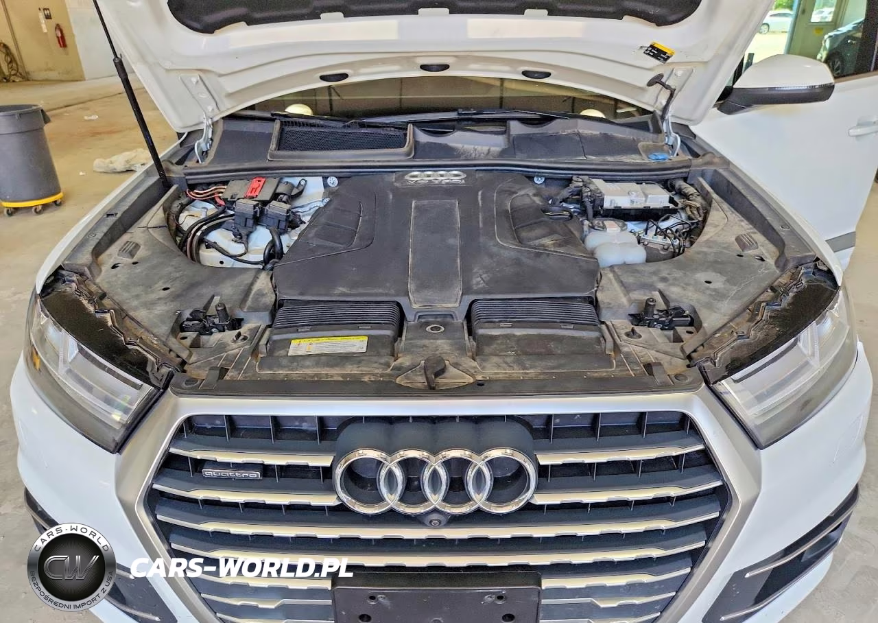 2018 Audi Q7 3.0T Premium VIN:WA1LAAF76JD038308 - 12