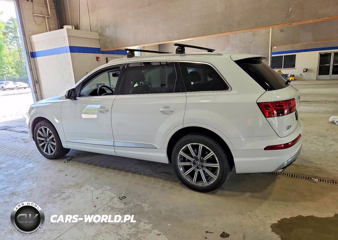 2018 Audi Q7 3.0T Premium VIN:WA1LAAF76JD038308 - 2