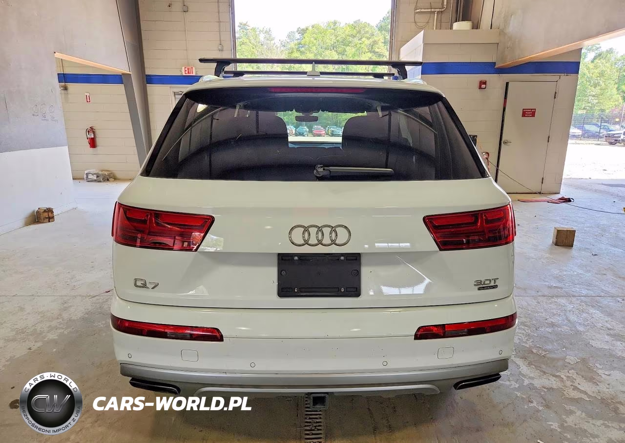 2018 Audi Q7 3.0T Premium VIN:WA1LAAF76JD038308 - 6