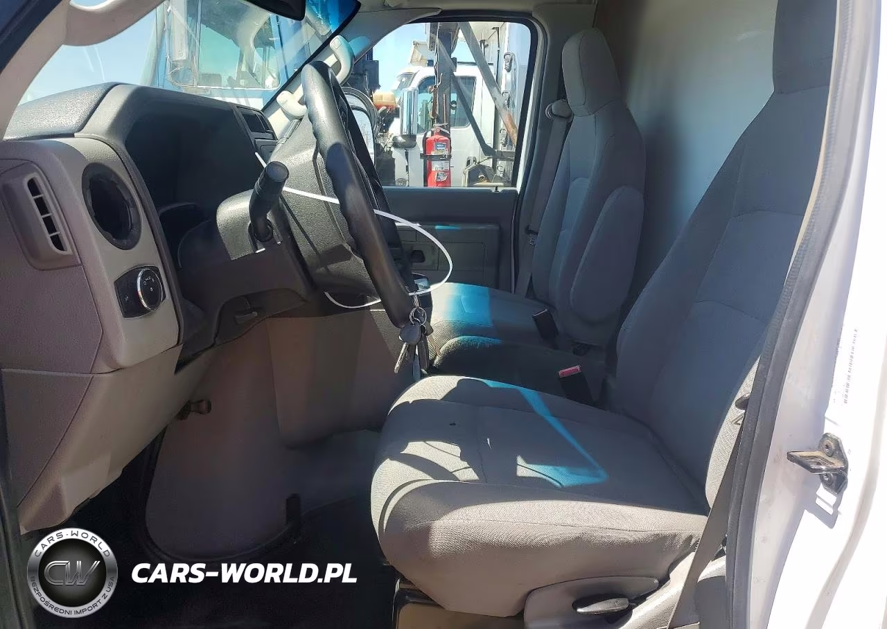 2022 Ford Econoline E450 Super Duty Cutaway Van VIN:1FDXE4FN2NDC16065 - 7