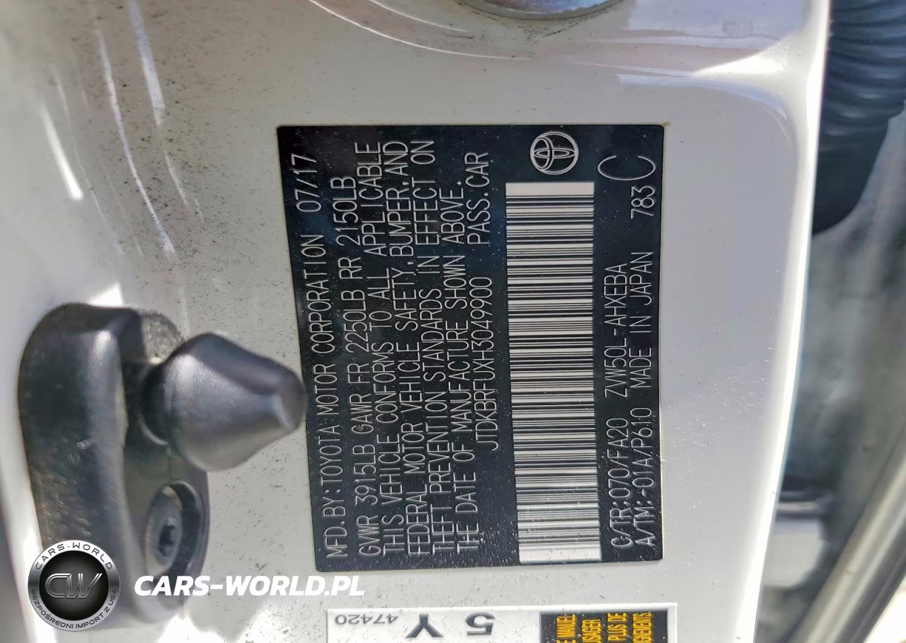 2017 Toyota Prius Four VIN:JTDKBRFUXH3049900 - 12