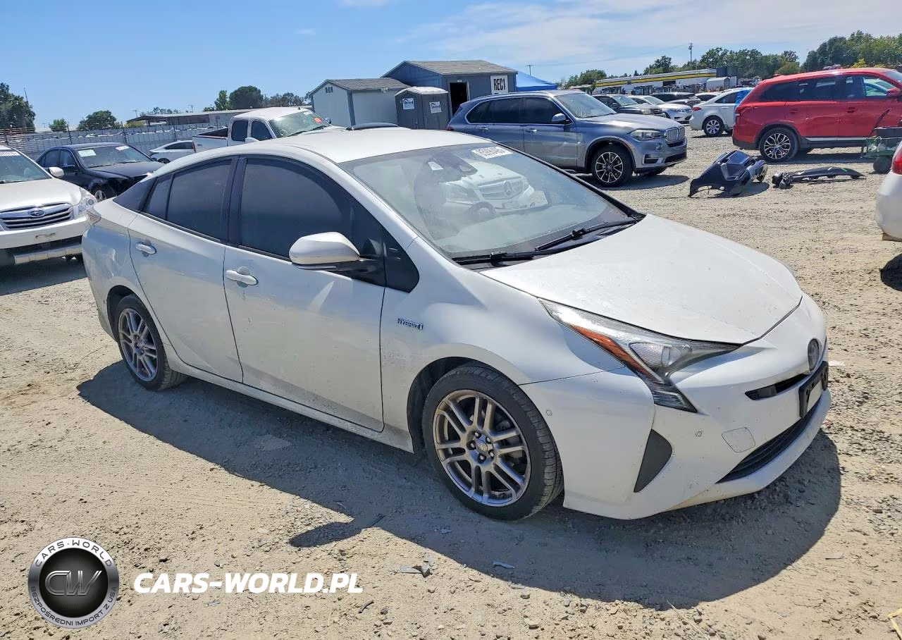 2017 Toyota Prius Four VIN:JTDKBRFUXH3049900 - 4