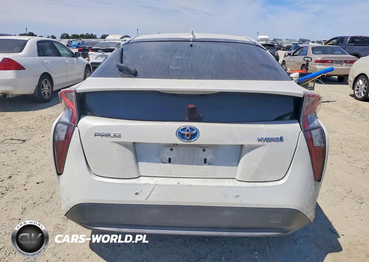 2017 Toyota Prius Four VIN:JTDKBRFUXH3049900 - 6