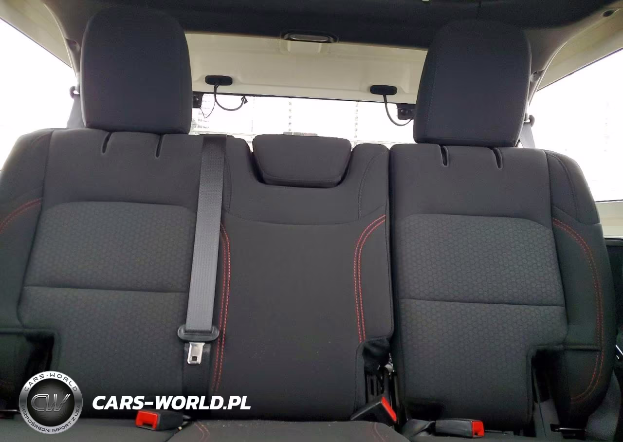 2019 Jeep Wrangler Unlimited Rubicon VIN:1C4HJXFN1KW576546 - 10