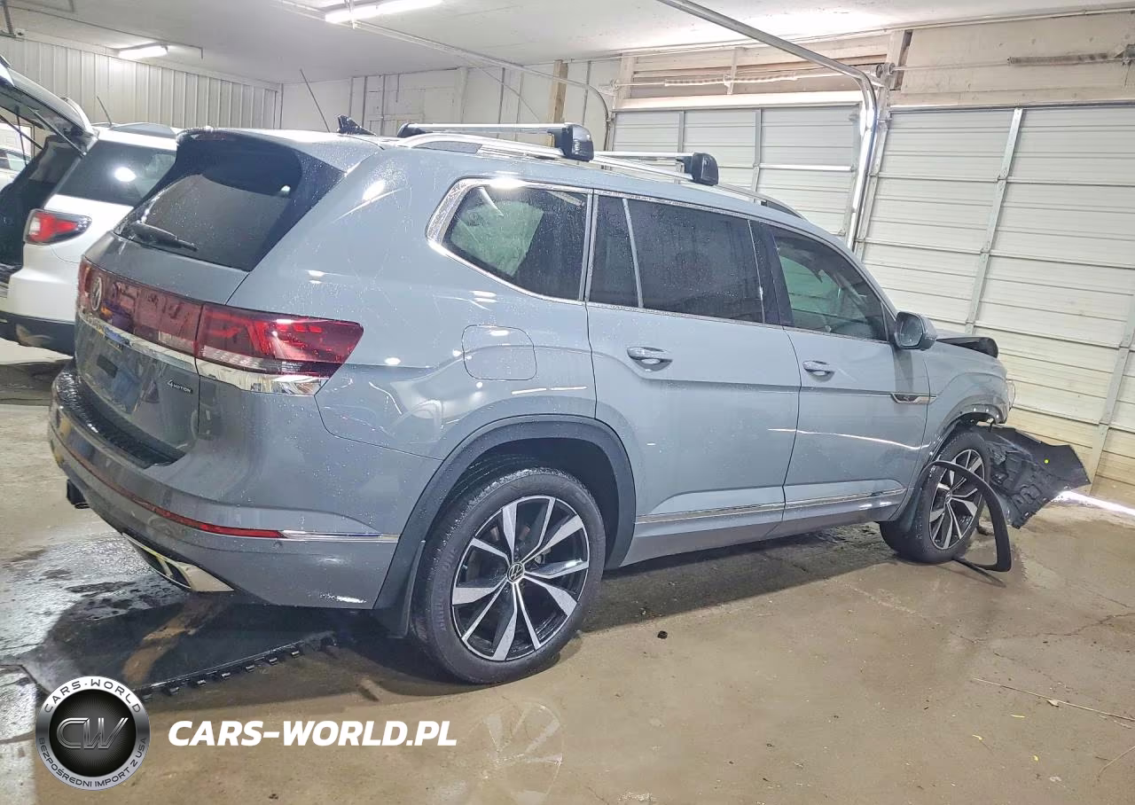 2025 Volkswagen Atlas Sel Premium R-Line VIN:1V2FR2CA4SC555453 - 3