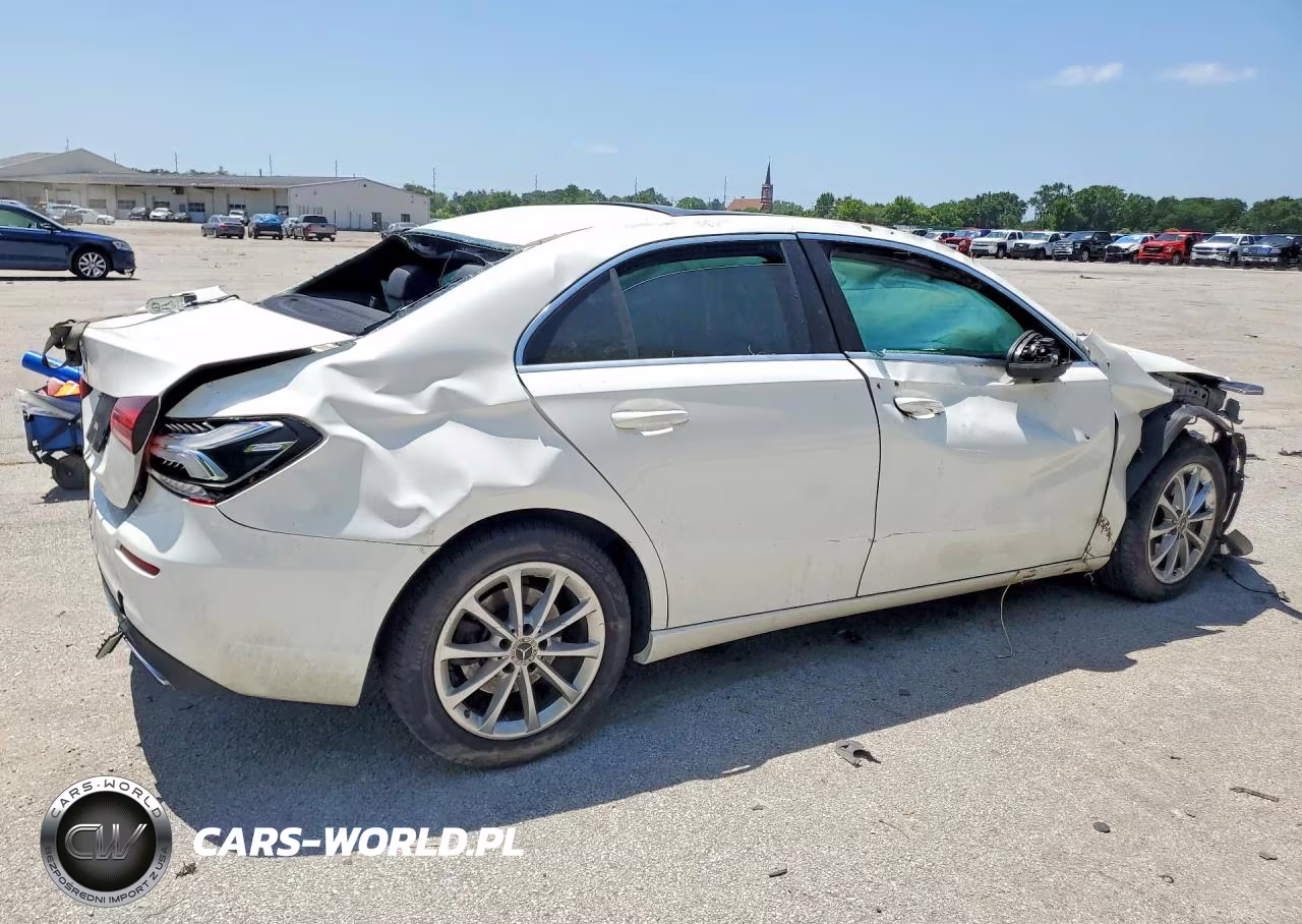 2020 Mercedes-Benz A 220 VIN:W1K3G4EB5LJ219275 - 3