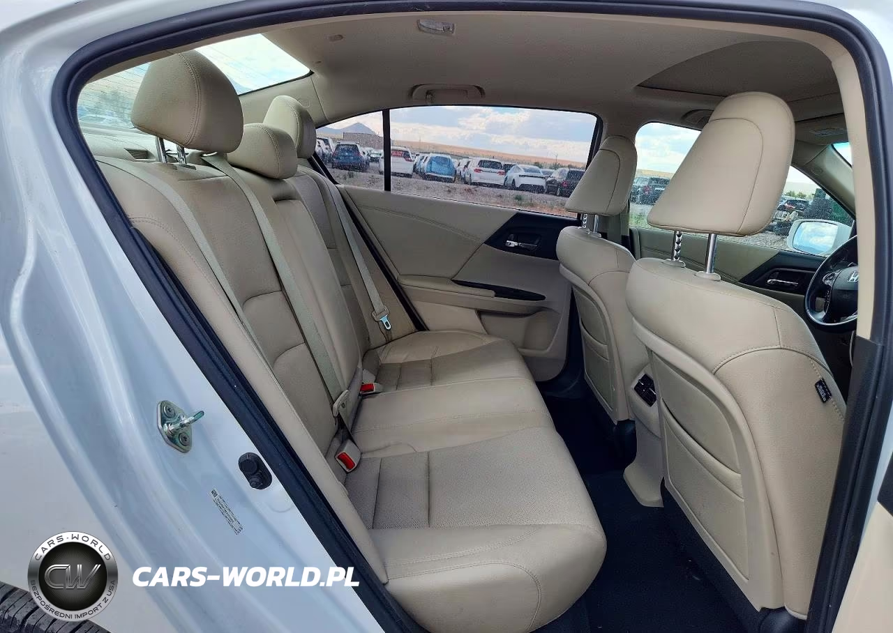 2014 Honda Accord Touring Hybrid VIN:1HGCR6F79EA004450 - 10