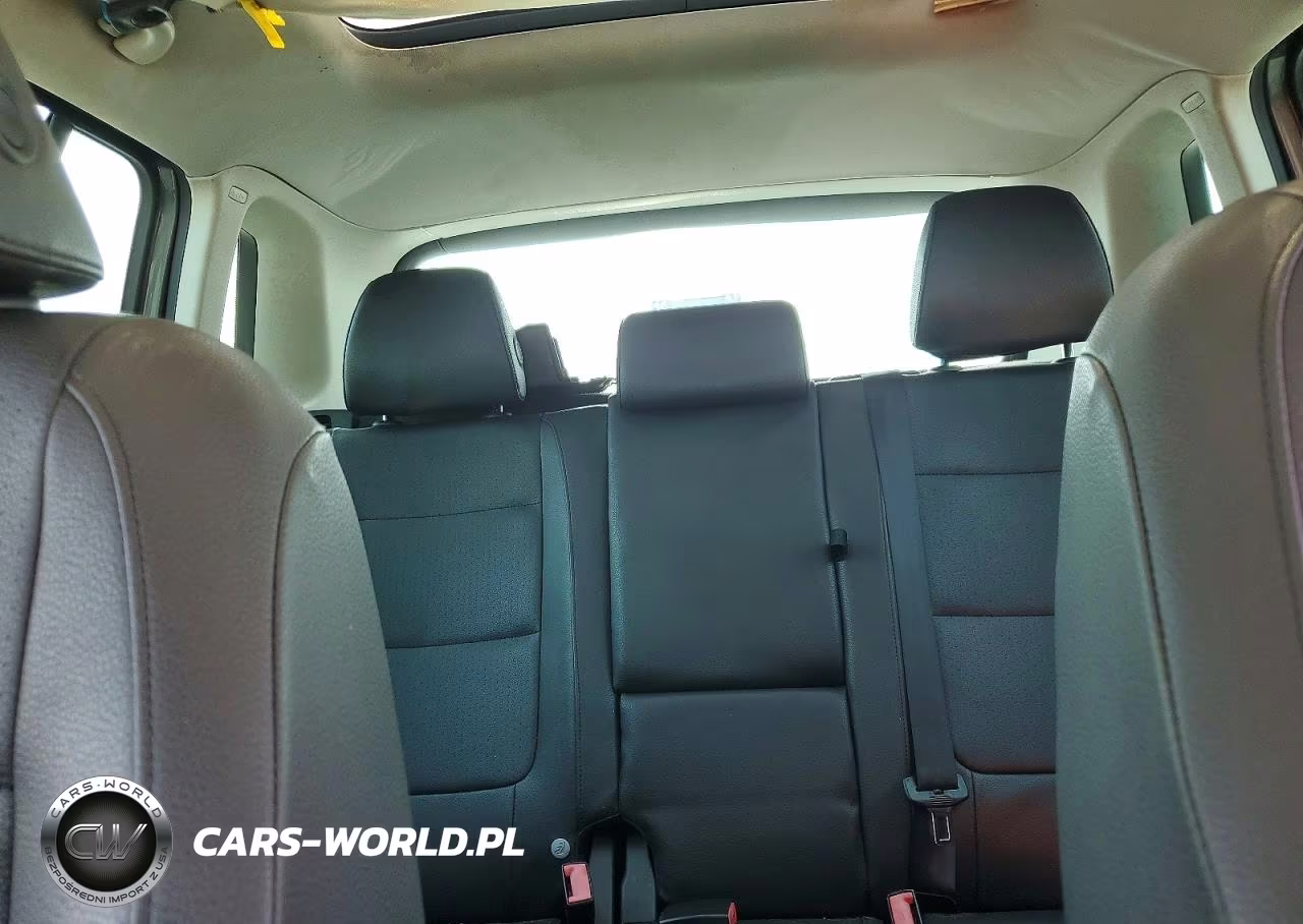 2015 Volkswagen Tiguan S VIN:WVGAV7AX7FW516013 - 10