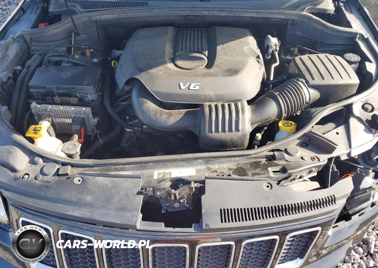 2015 Jeep Grand Cherokee Overland VIN:1C4RJFCG7FC173036 - 12