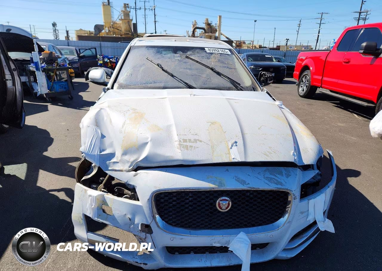2016 Jaguar Xf Premium VIN:SAJBD4BV9GCY13294 - 5