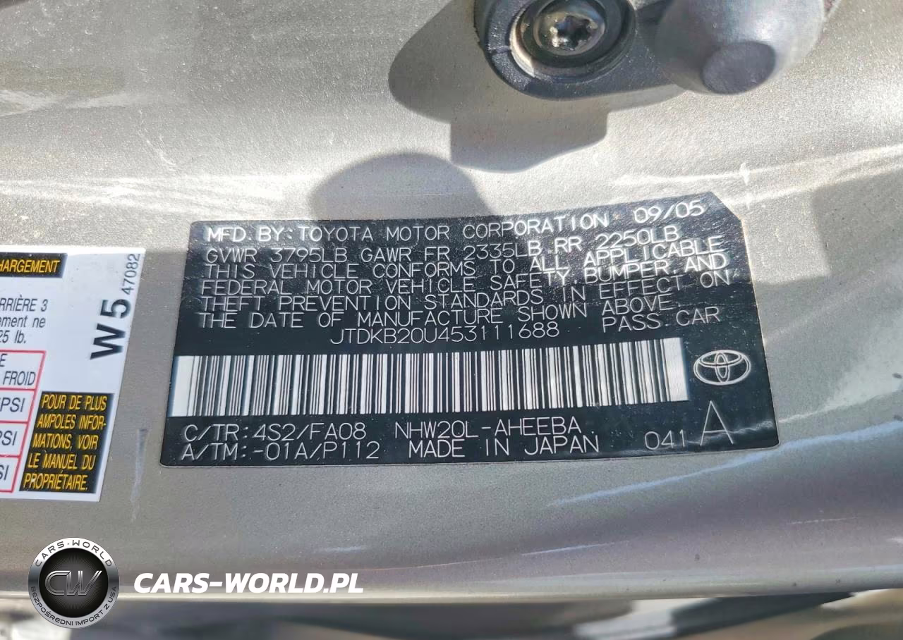2005 Toyota Prius Base VIN:JTDKB20U453111688 - 12