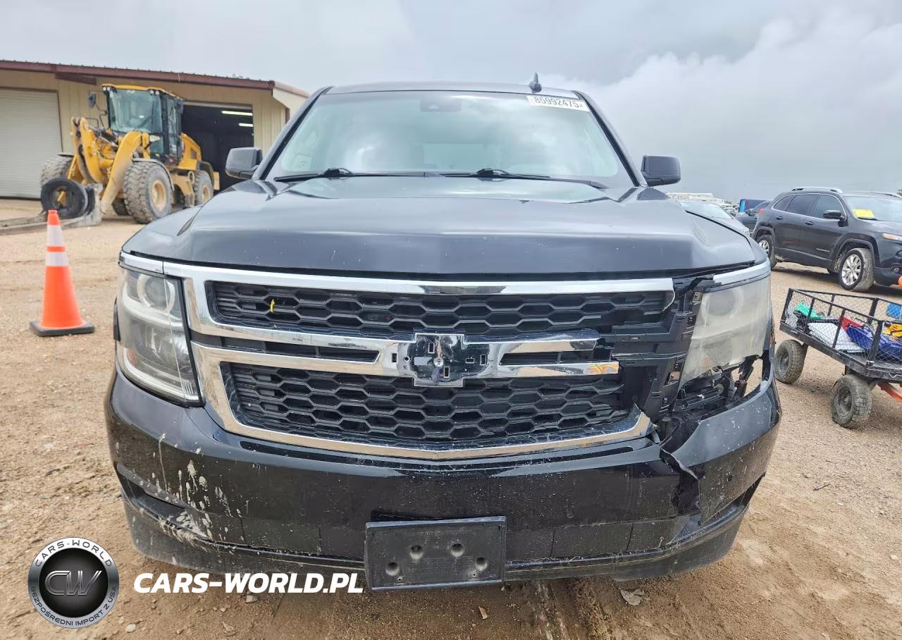 2018 Chevrolet Tahoe C1500 Lt VIN:1GNSCBKC8JR148632 - 5