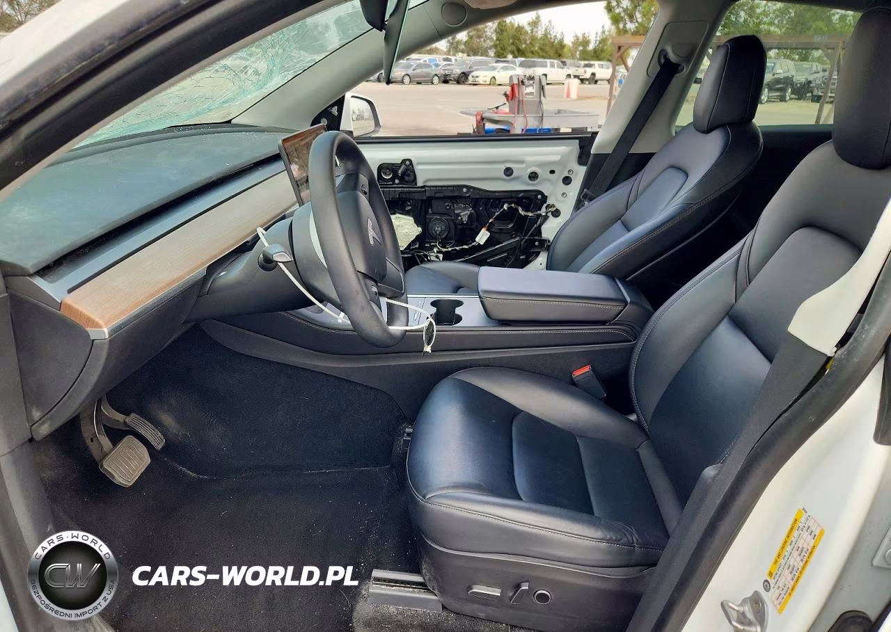 2022 Tesla Model Y VIN:7SAYGDEE8NF327641 - 7