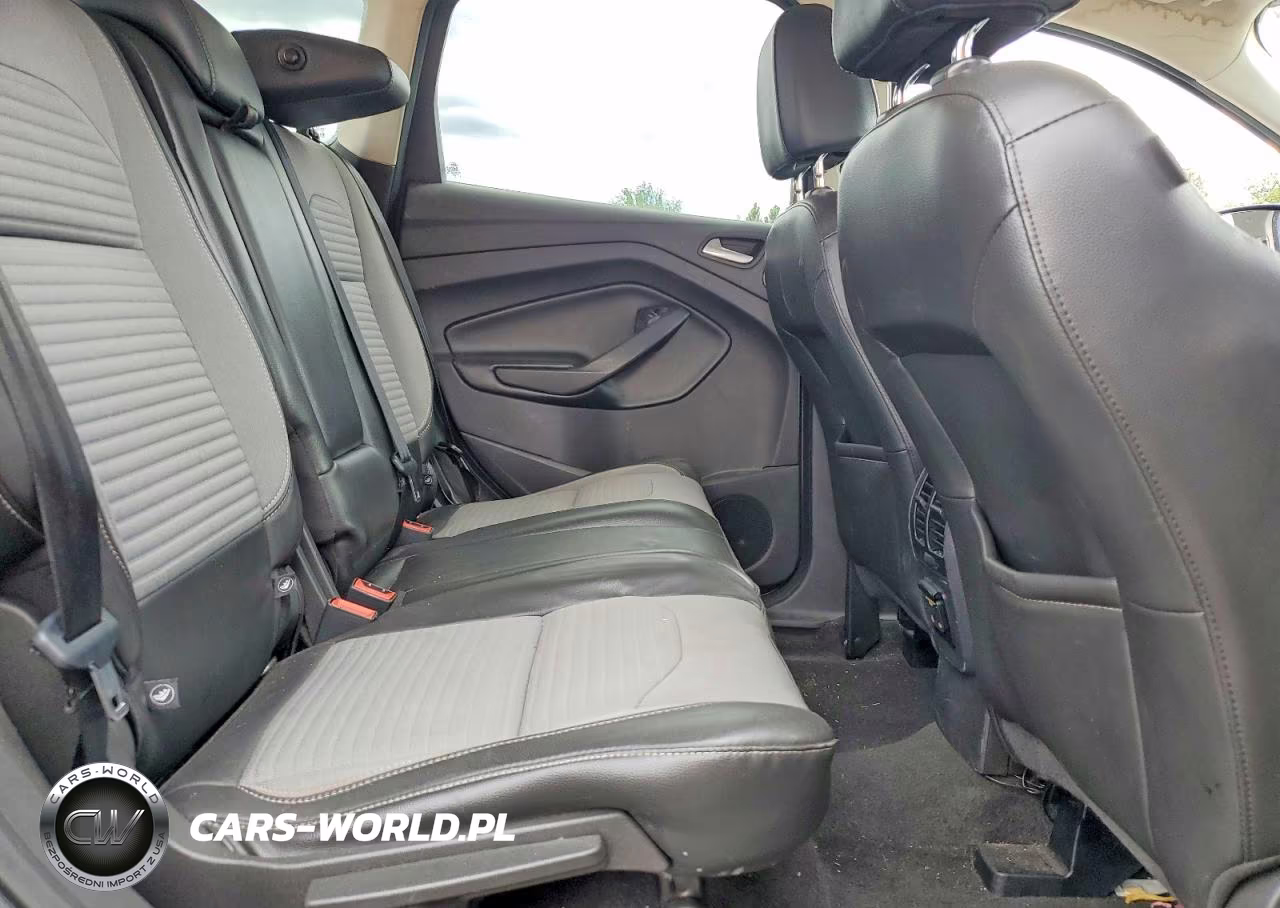 2017 Ford Escape Titanium VIN:1FMCU9JD0HUB61570 - 10
