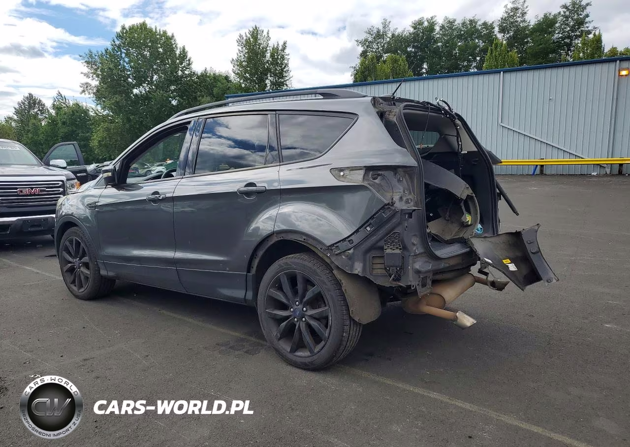 2017 Ford Escape Titanium VIN:1FMCU9JD0HUB61570 - 2