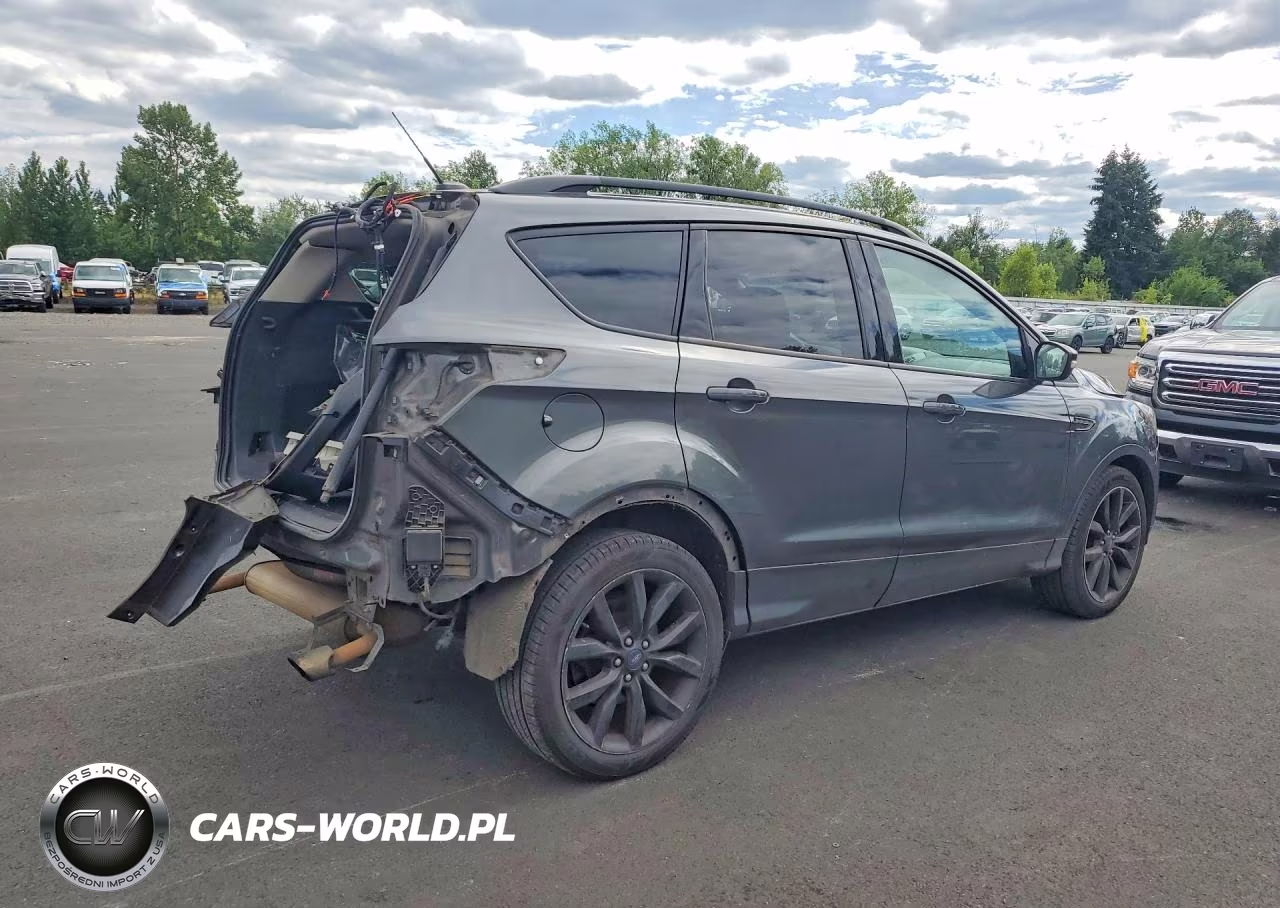 2017 Ford Escape Titanium VIN:1FMCU9JD0HUB61570 - 3