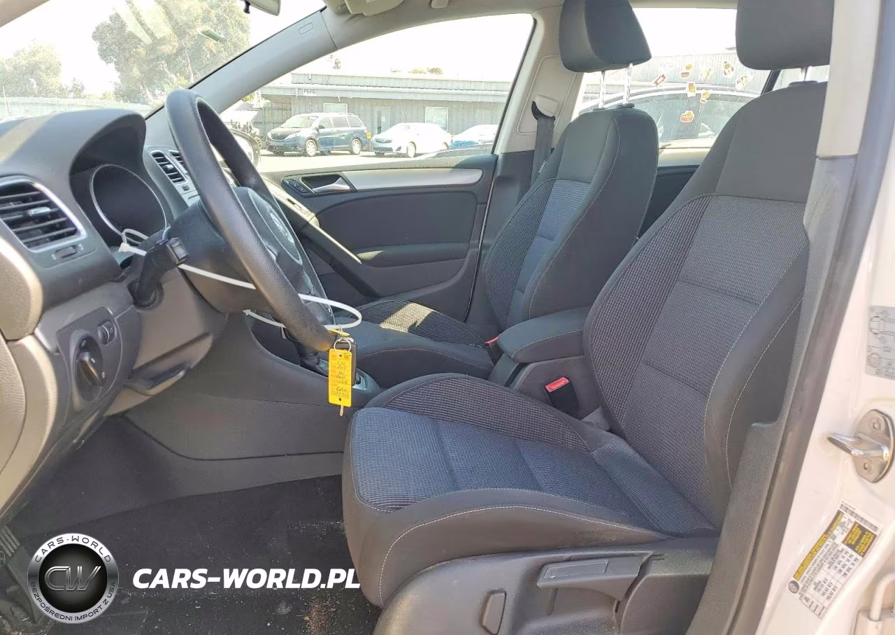 2013 Volkswagen Golf VIN:WVWDB7AJ5DW131438 - 7
