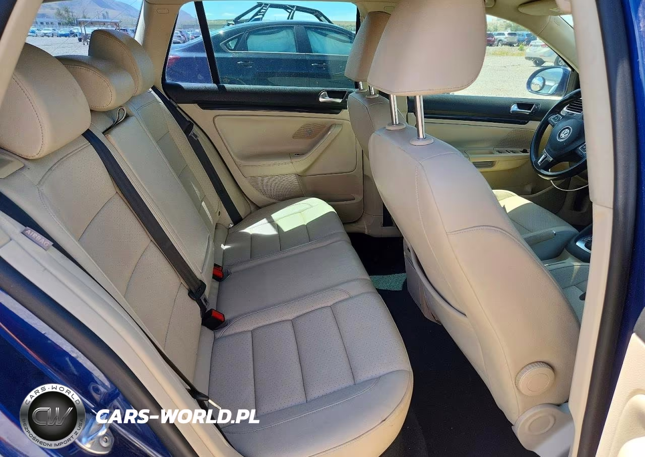 2011 Volkswagen Jetta Tdi VIN:3VWPL8AJ6BM690555 - 10
