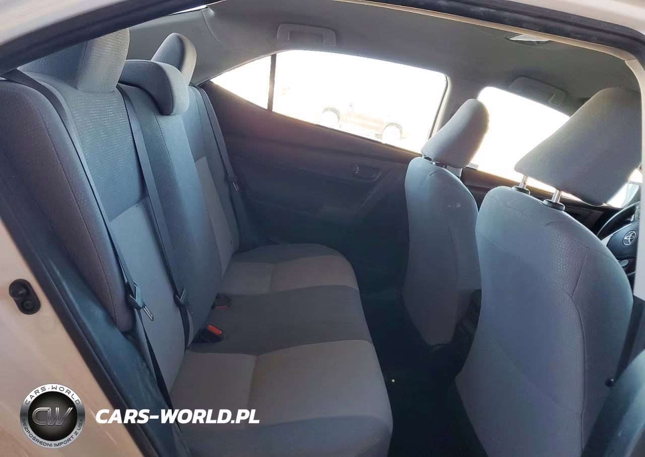 2017 Toyota Corolla L VIN:5YFBURHE0HP701012 - 10