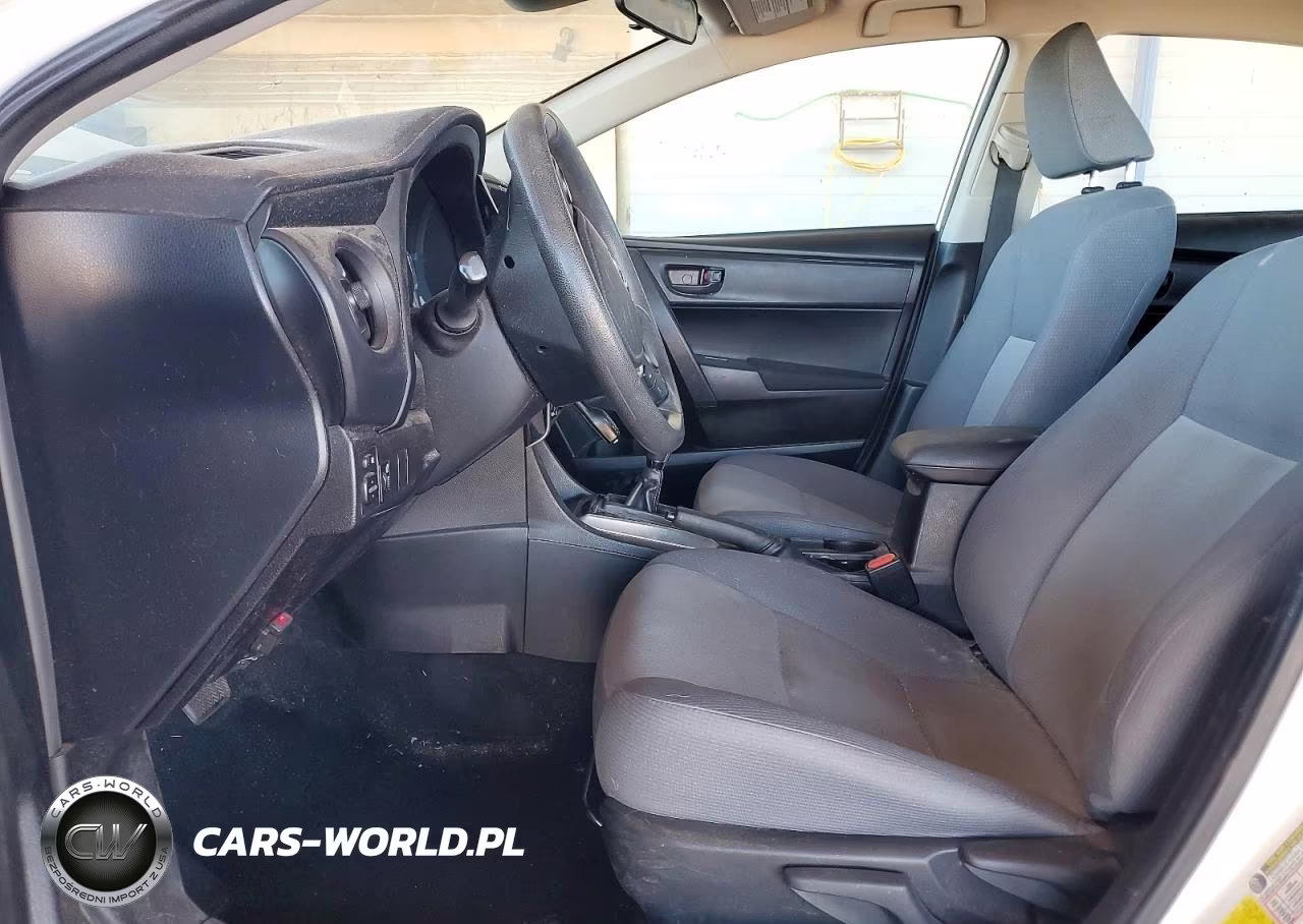 2017 Toyota Corolla L VIN:5YFBURHE0HP701012 - 7