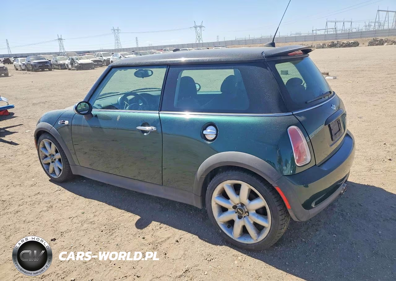 2005 Mini Cooper S VIN:WMWRE33455TD92777 - 2