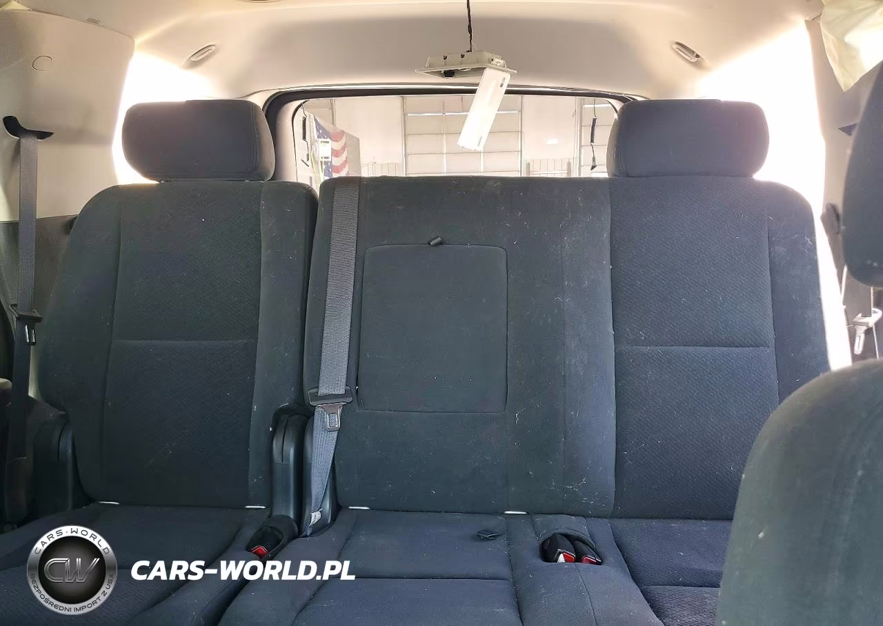 2008 Chevrolet Tahoe C1500 VIN:1GNFC13018R195561 - 10