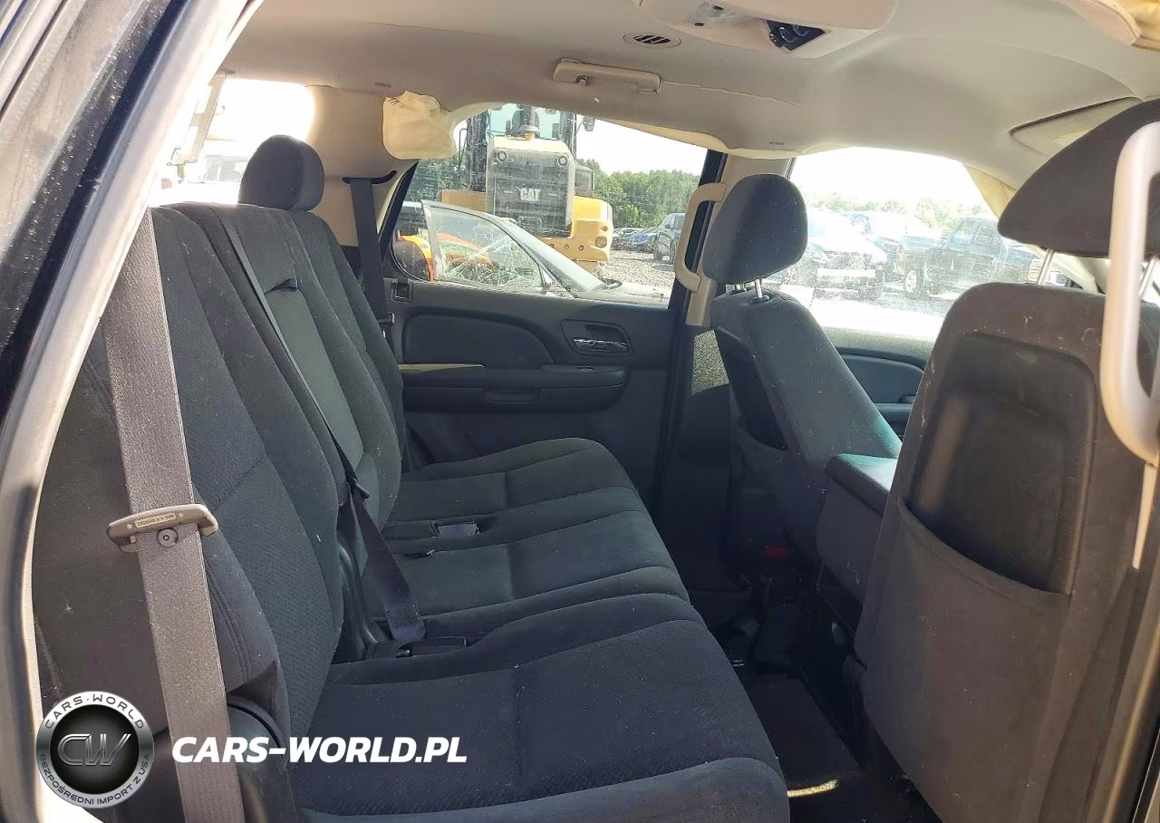 2008 Chevrolet Tahoe C1500 VIN:1GNFC13018R195561 - 11