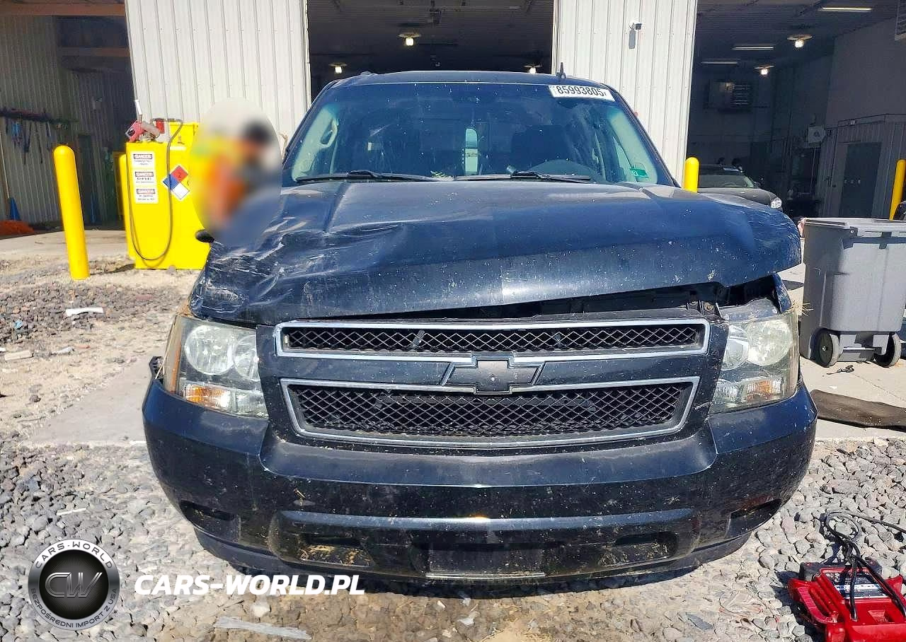 2008 Chevrolet Tahoe C1500 VIN:1GNFC13018R195561 - 5