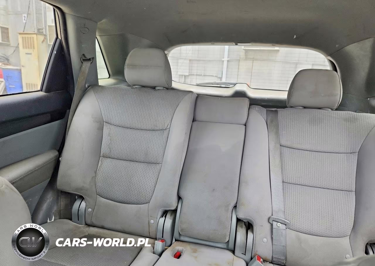 2011 Kia Sorento Lx VIN:5XYKT3A11BG049939 - 10