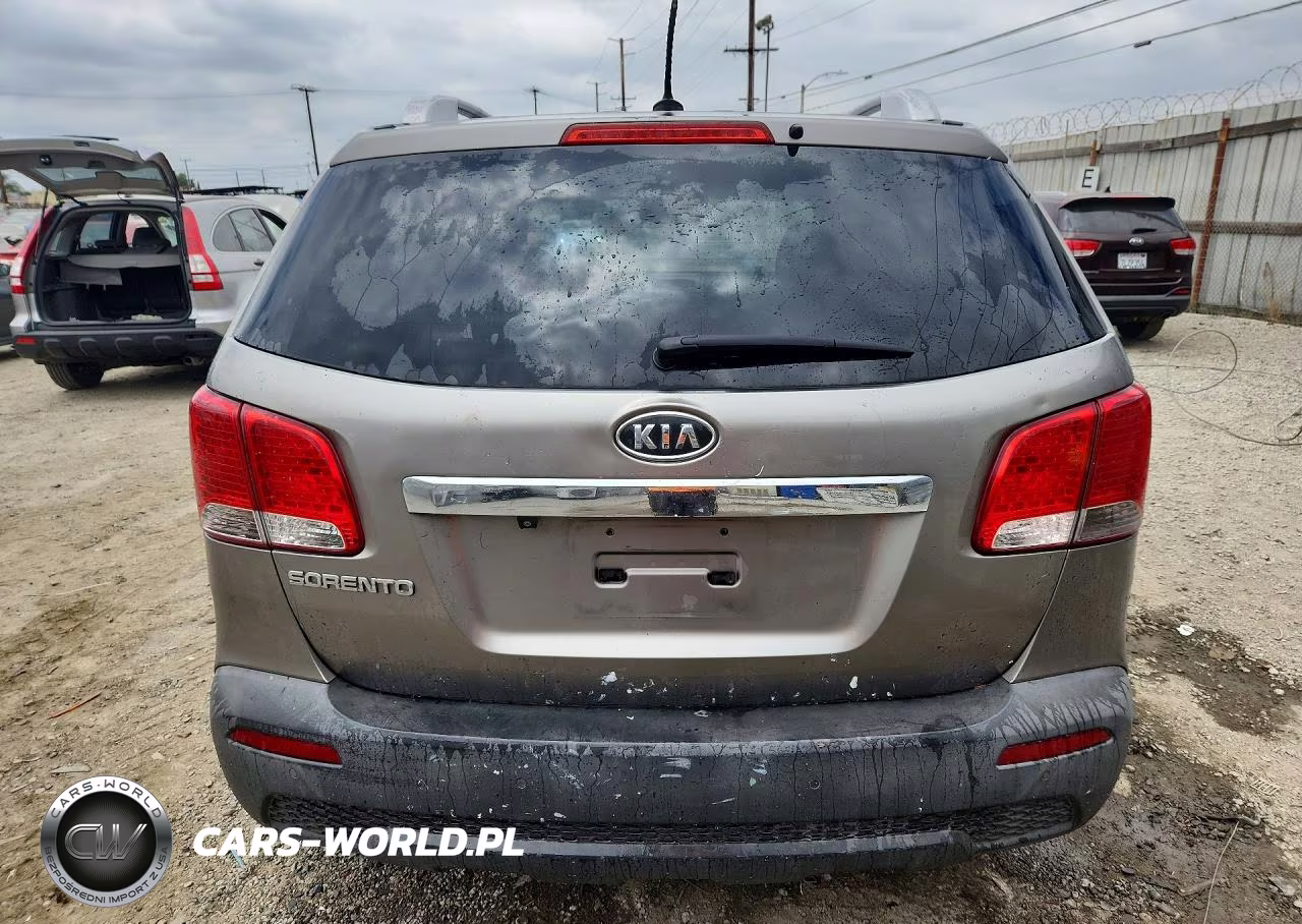 2011 Kia Sorento Lx VIN:5XYKT3A11BG049939 - 6