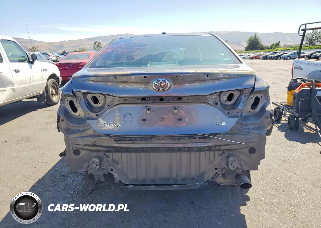 2016 Toyota Camry Se VIN:4T1BF1FK1GU519076 - 6