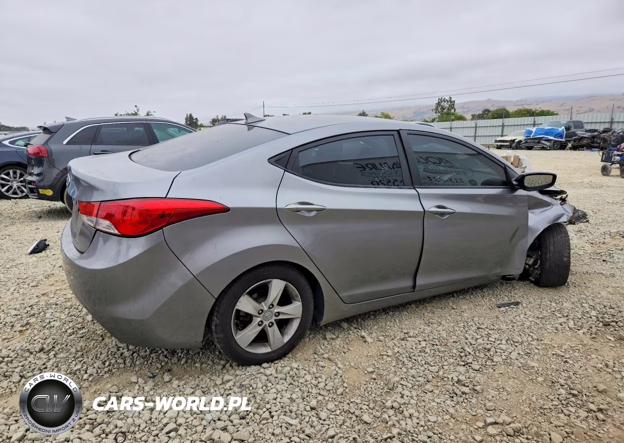 2012 Hyundai Elantra Gls VIN:KMHDH4AE9CU360923 - 3