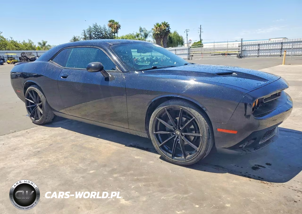 2016 Dodge Challenger Sxt VIN:2C3CDZAG9GH300728 - 4