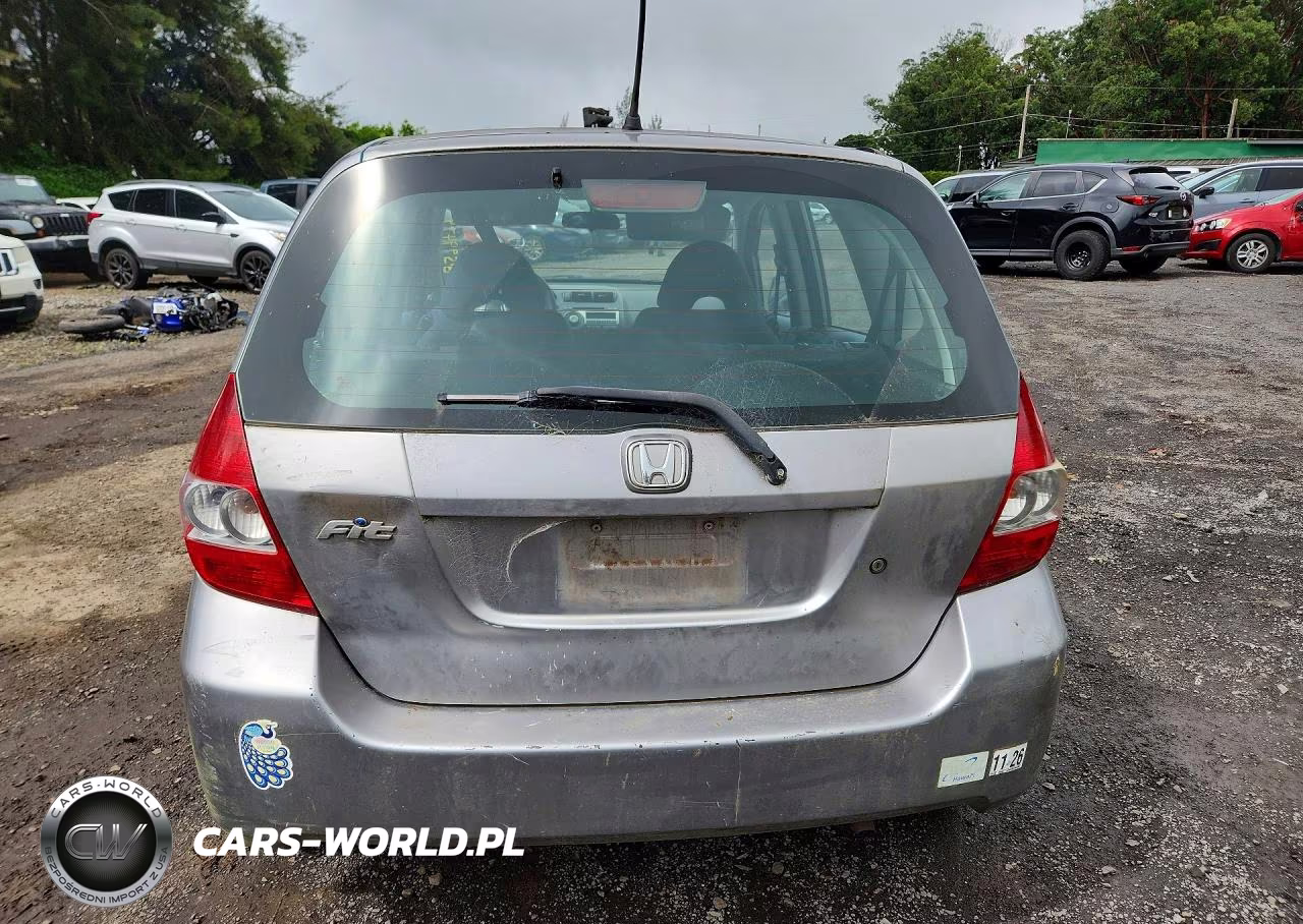 2007 Honda Fit VIN:JHMGD38417S042556 - 6