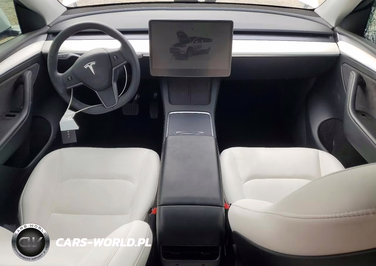 2023 Tesla Model Y VIN:7SAYGDEE0PF611963 - 8