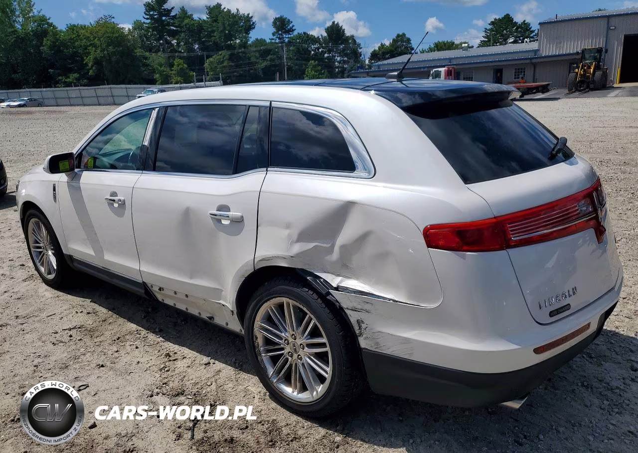 2015 Lincoln Mkt VIN:2LMHJ5AT1FBL04175 - 2