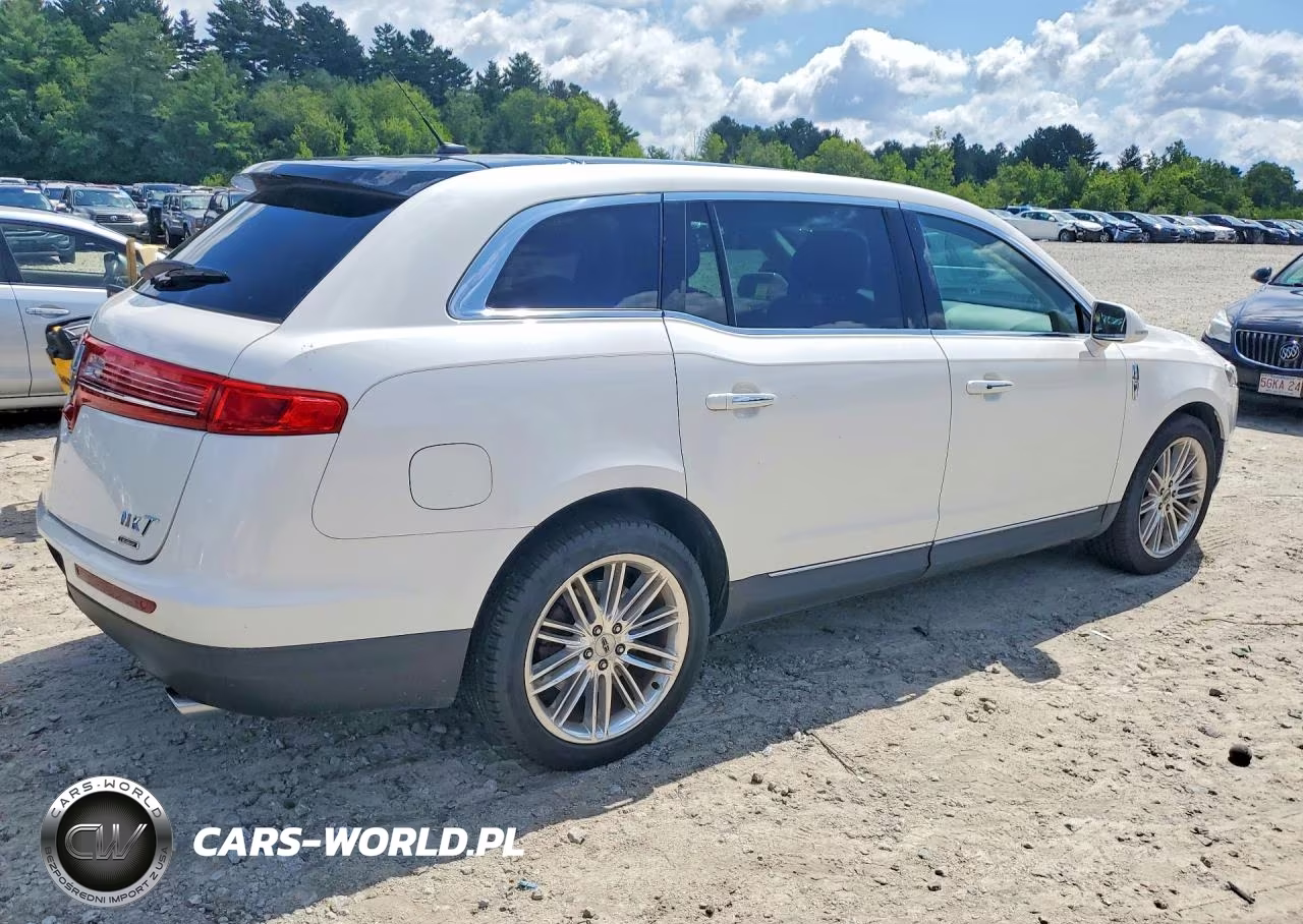 2015 Lincoln Mkt VIN:2LMHJ5AT1FBL04175 - 3