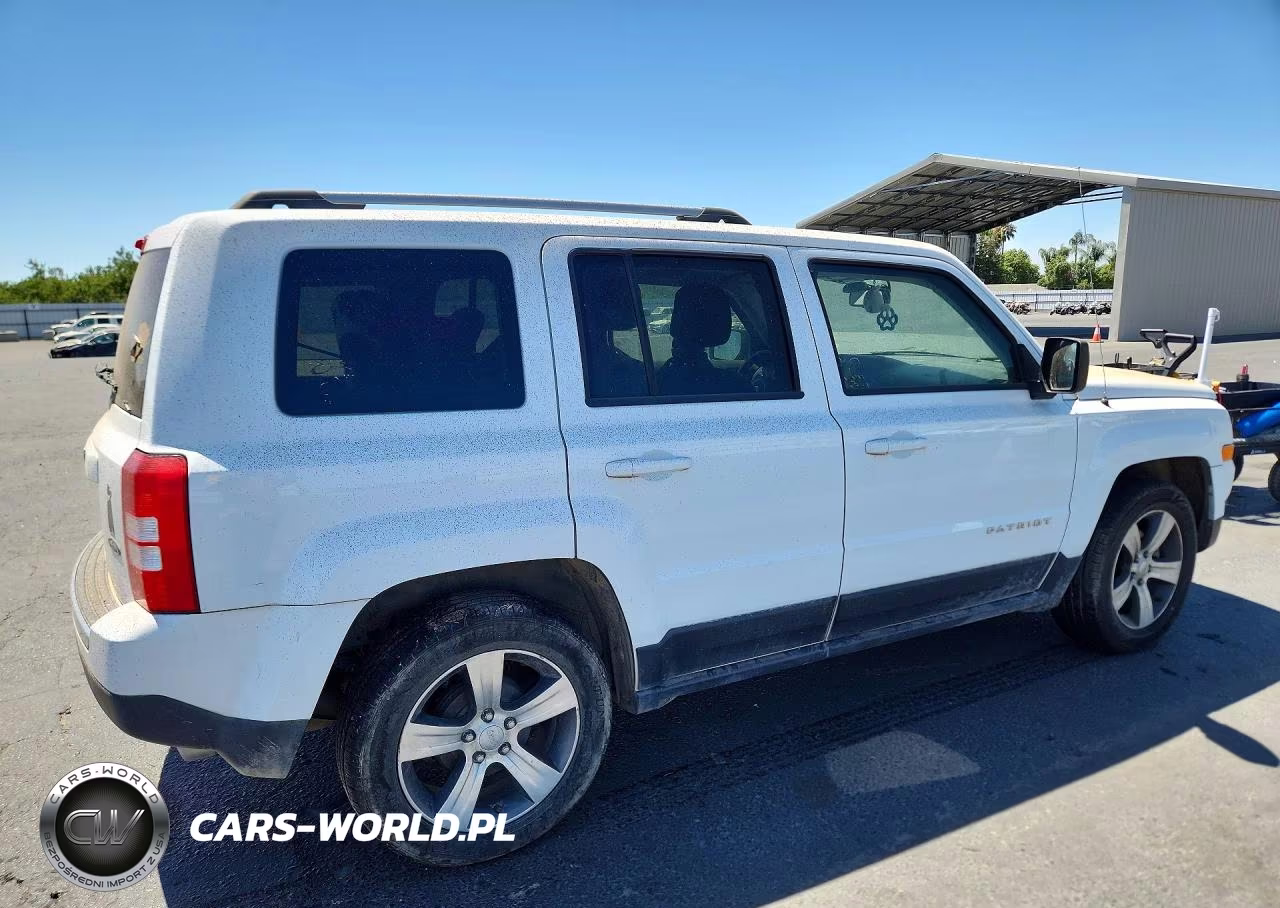 2016 Jeep Patriot Latitude VIN:1C4NJPFA2GD620959 - 3
