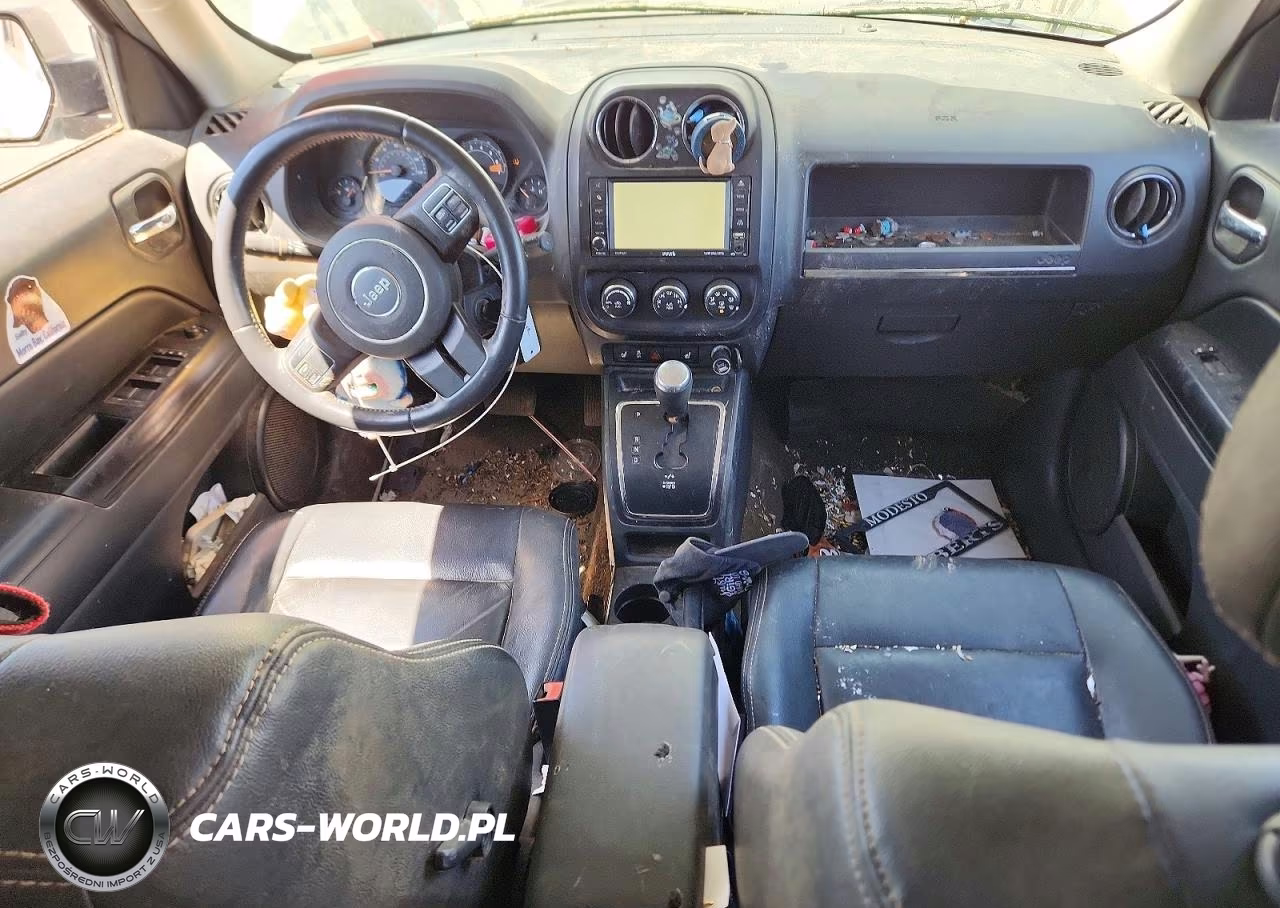 2016 Jeep Patriot Latitude VIN:1C4NJPFA2GD620959 - 8