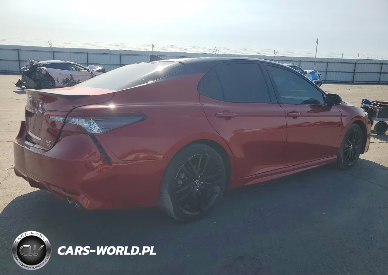 2021 Toyota Camry Xse VIN:4T1K61BKXMU028071 - 3