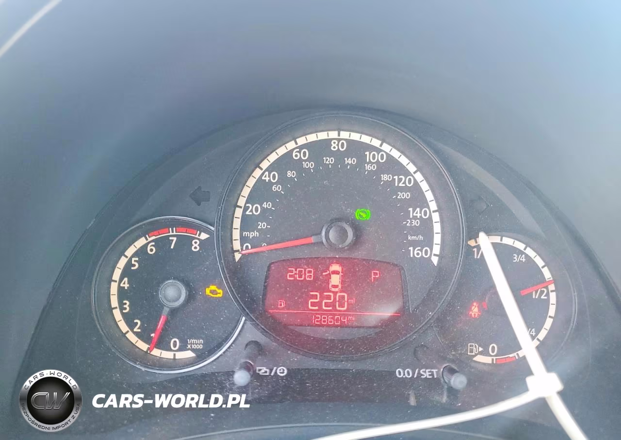 2013 Volkswagen Beetle VIN:3VWFP7ATXDM646878 - 9