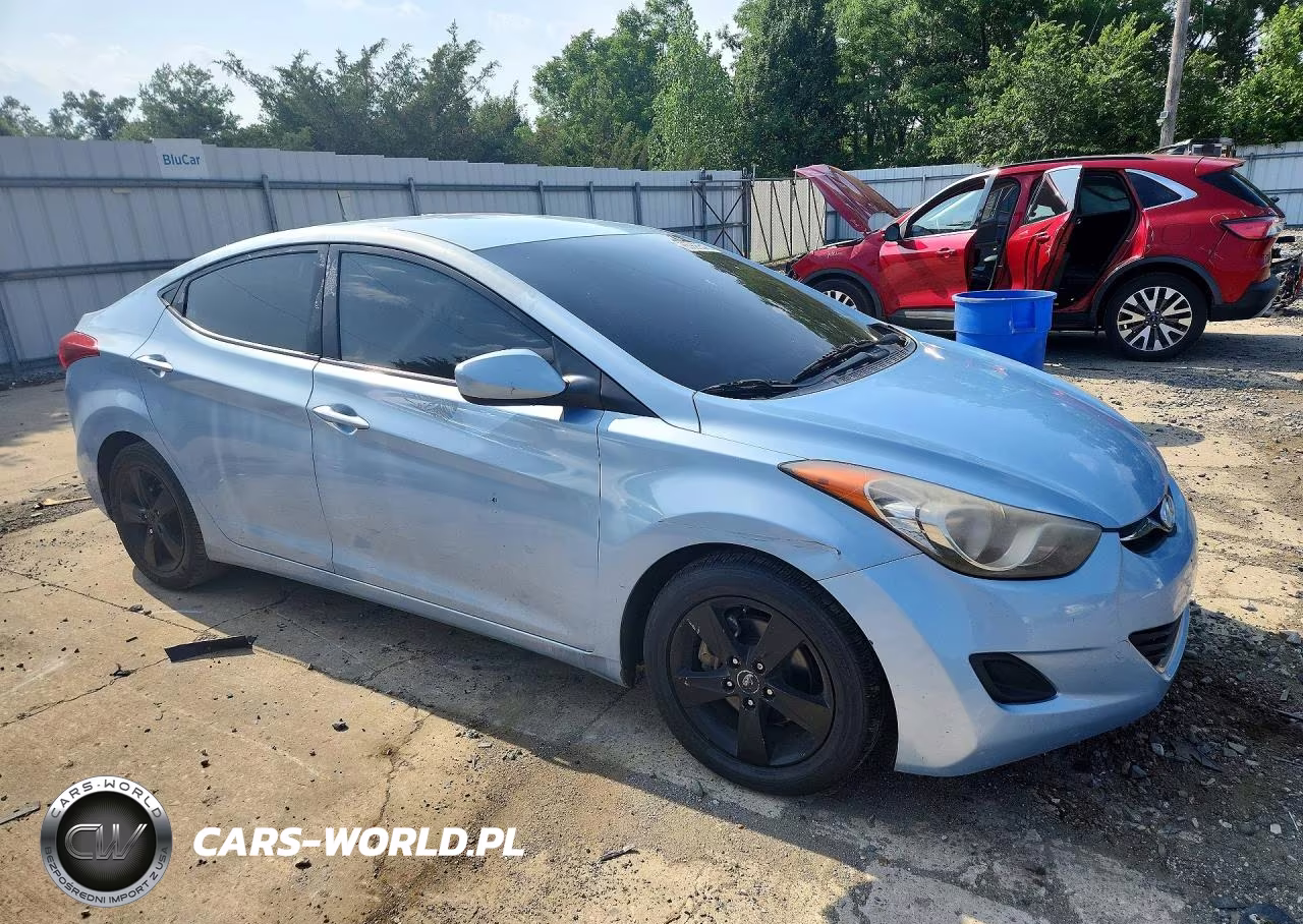 2011 Hyundai Elantra Gls VIN:KMHDH4AE6BU106181 - 4