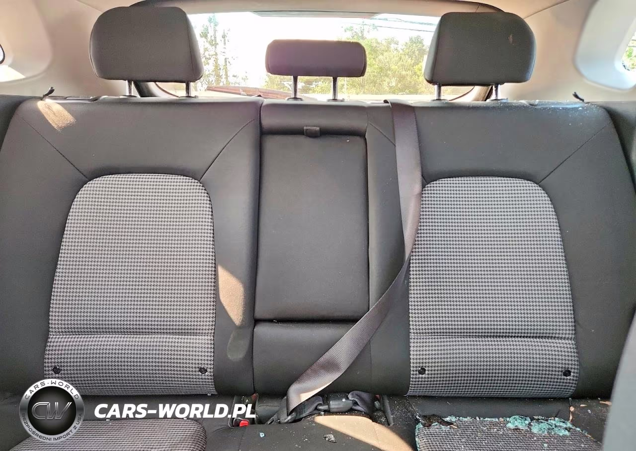 2020 Hyundai Kona Se VIN:KM8K12AAXLU512060 - 10