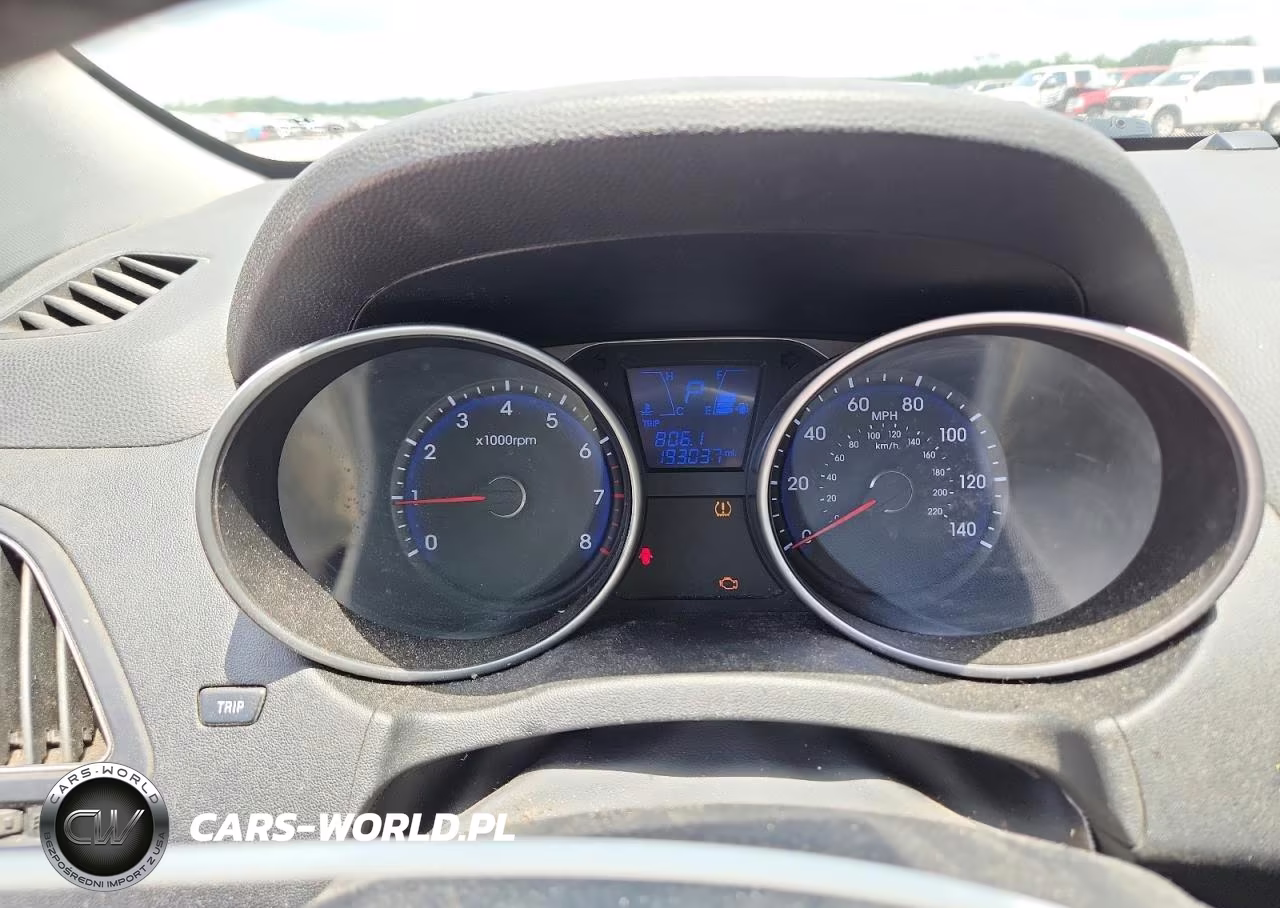 2011 Hyundai Tucson Limited VIN:KM8JU3AC8BU191161 - 9