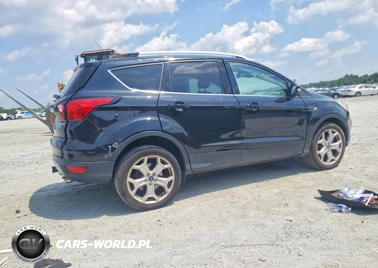 2019 Ford Escape Titanium VIN:1FMCU9J96KUB11677 - 3