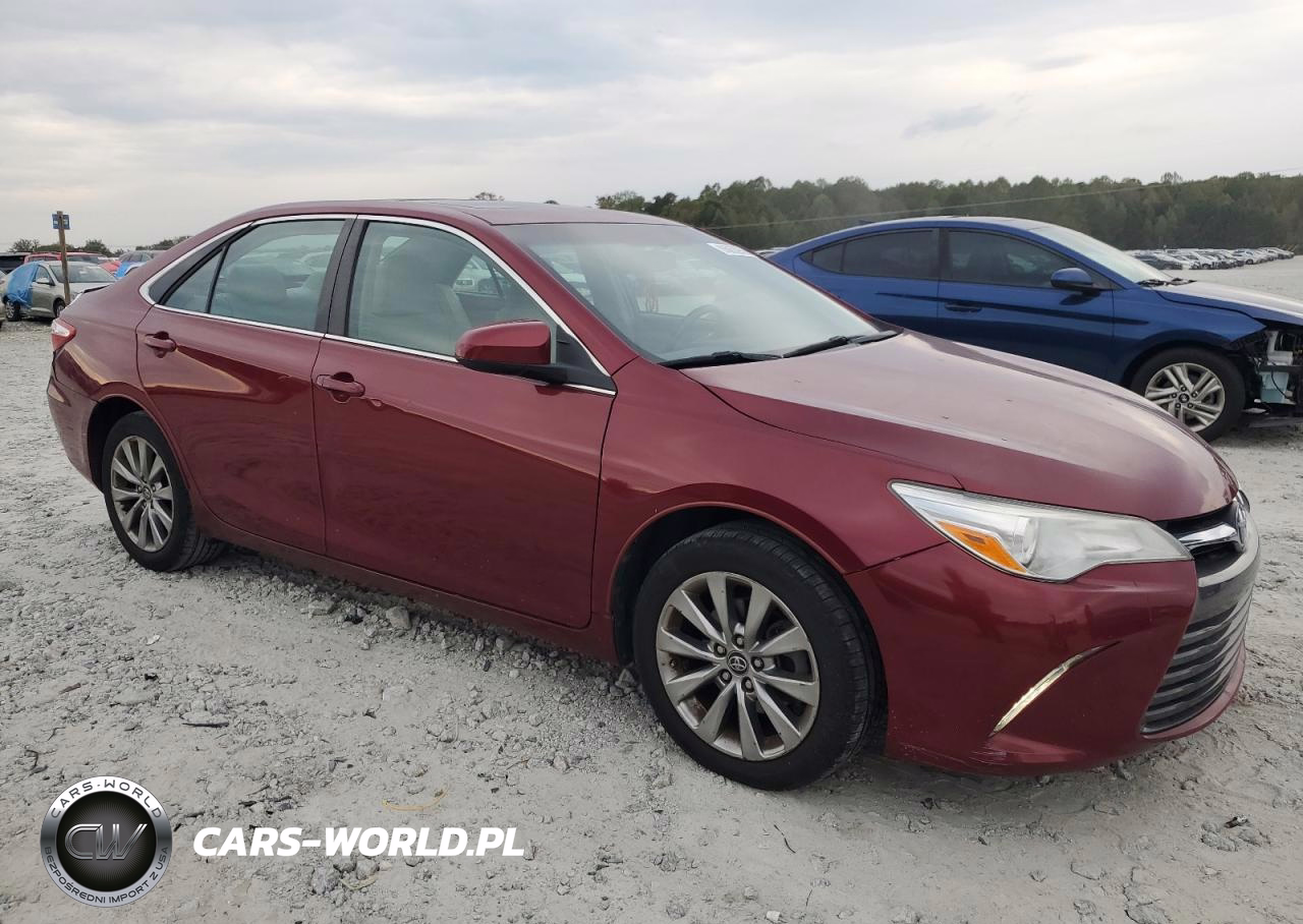 2017 Toyota Camry Le VIN:4T1BF1FK1HU701359 - 4