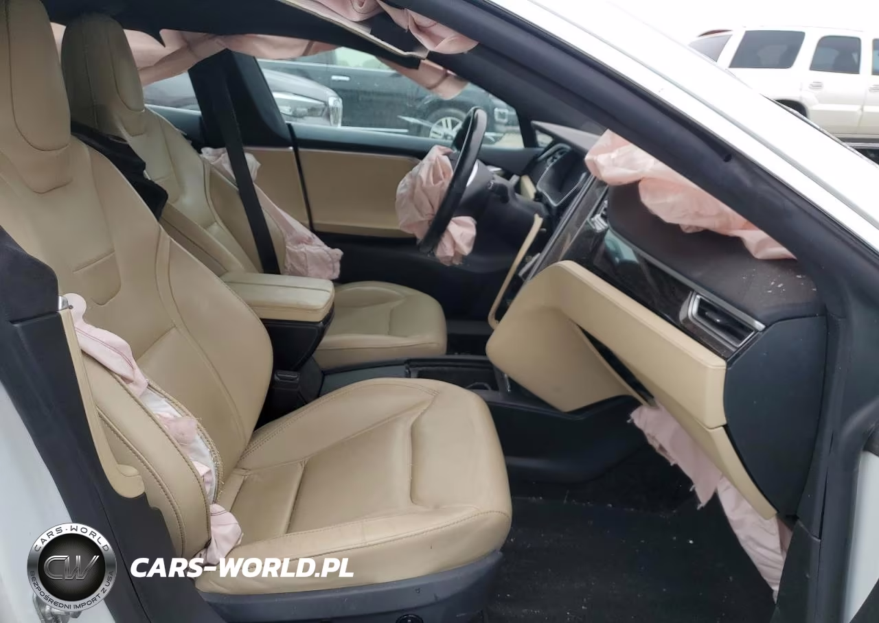 2016 Tesla Model S VIN:5YJSA1E15GF156138 - 7