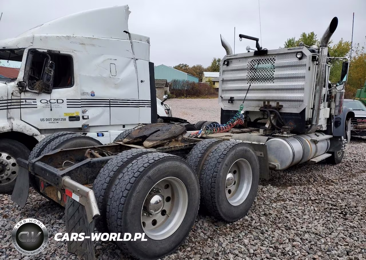 2009 International 9900I Semi Truck VIN:3HSCHAPRX9N130573 - 4