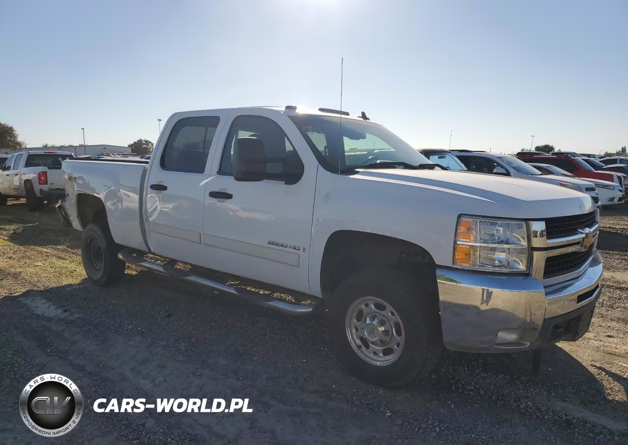 2007 Chevrolet Silverado K2500 Heavy Duty VIN:1GCHK23697F556498 - 4