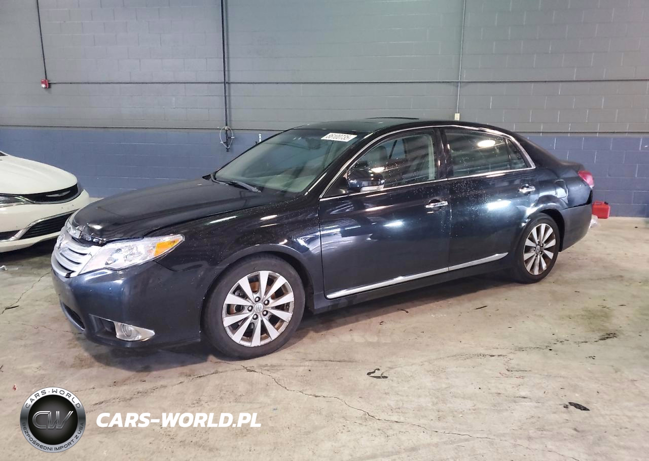 2012 Toyota Avalon Base